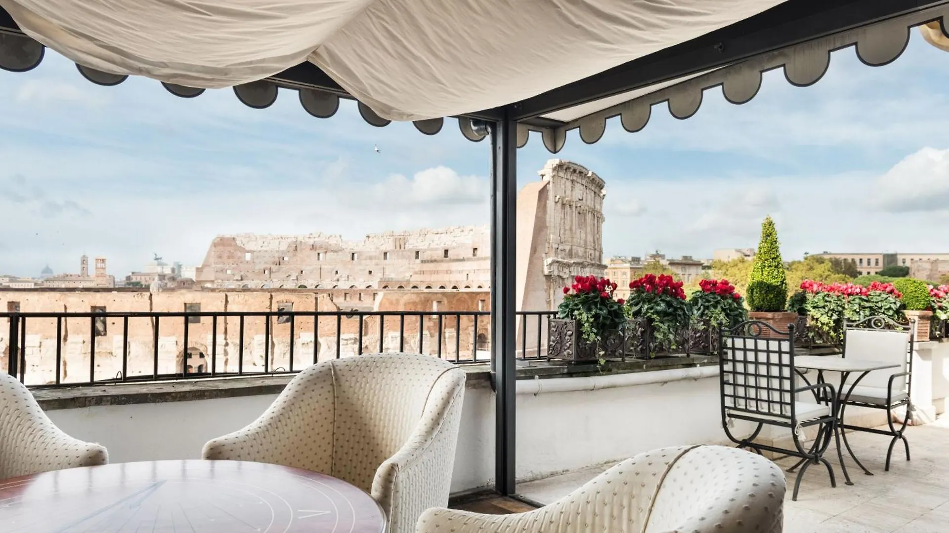 Colosseum Penthouse - Beyond By Treasure로마 로마